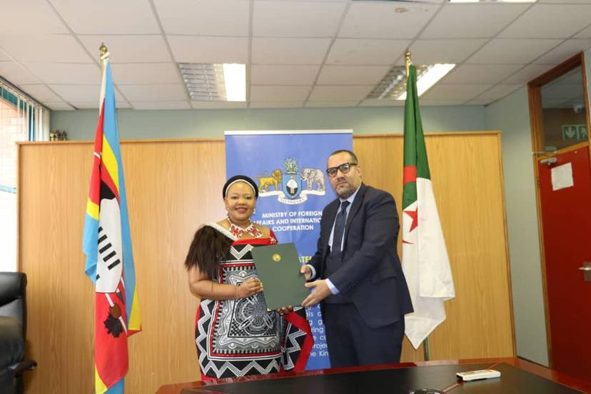 Apresentação das  Cartas Credenciais Figuradas  à Sra. Pholile Shakantu, Ministra dos Negócios Estrangeiros e Cooperação International do Reino de Eswatini